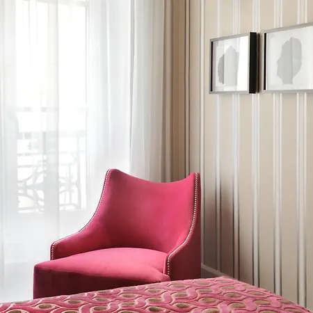 Baume 4* Paris